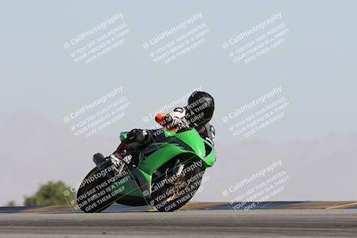 media/Dec-01-2025-Moto Forza (Mon) [[2daa91e15f]]/2-Intermediate Group/Session 2 Turn 9 Entry/